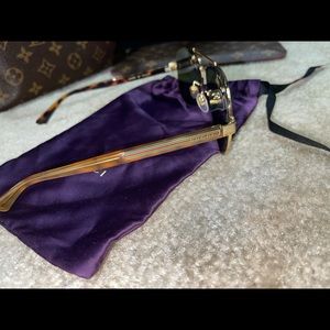 Gucci unisex sunglasses